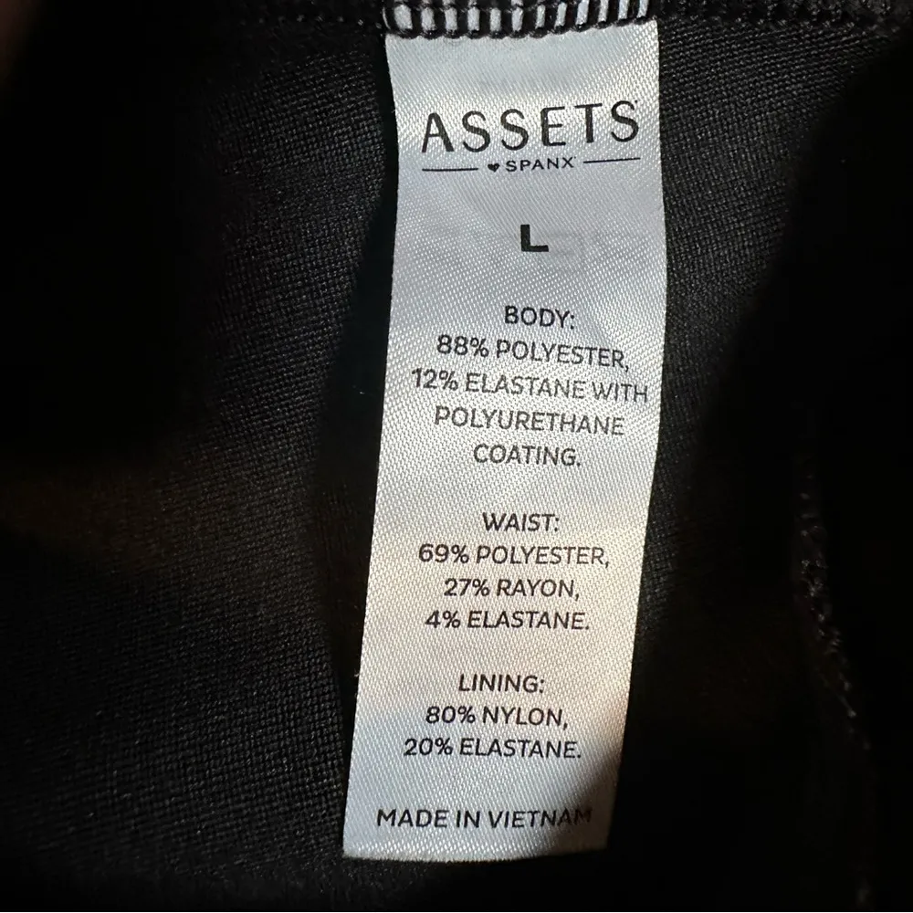 Faux leathered assets by Spanx large vegan - Image 3