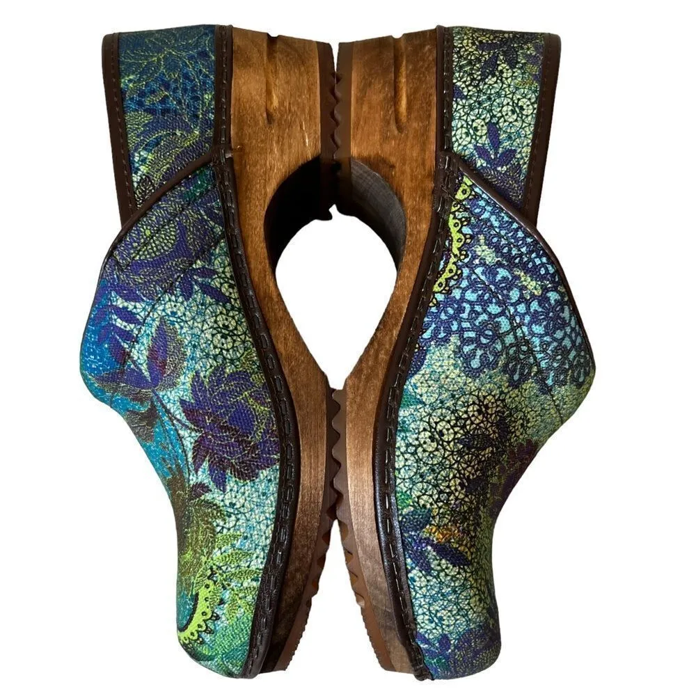 Sanita Pro Nuna Clogs Ethnic Print Multi Color Green Size 7 - Image 5