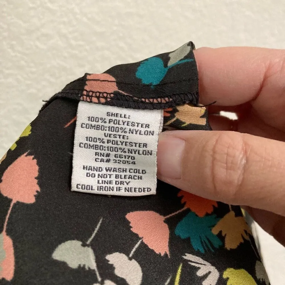 Urban Outfitters Kimchi Blue Black Floral Button Front Baby Doll Romper womens M - Image 10