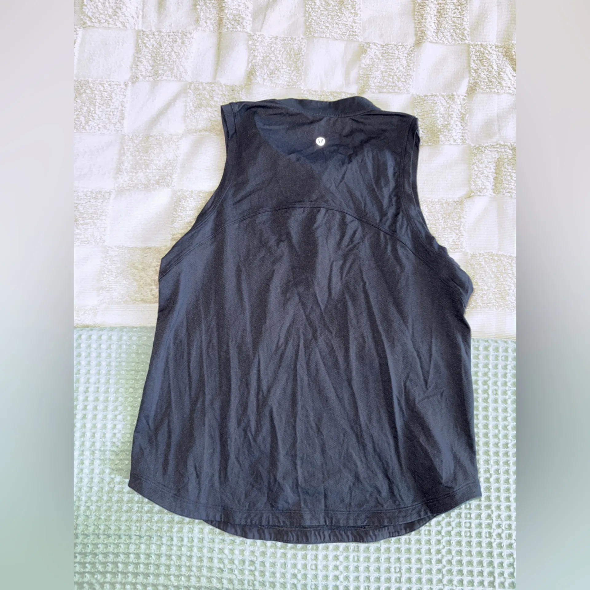 Lululemon Front Zip Mock-Neck Tennis Tank Top - Image 4