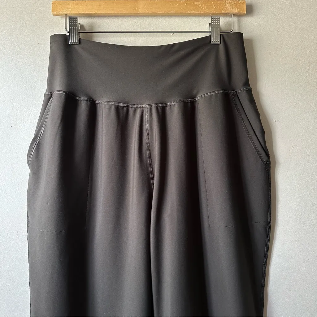 Old Navy Powersoft Olive Green Taupe Brown Jogger Elevate Active Legging Size L - Image 2