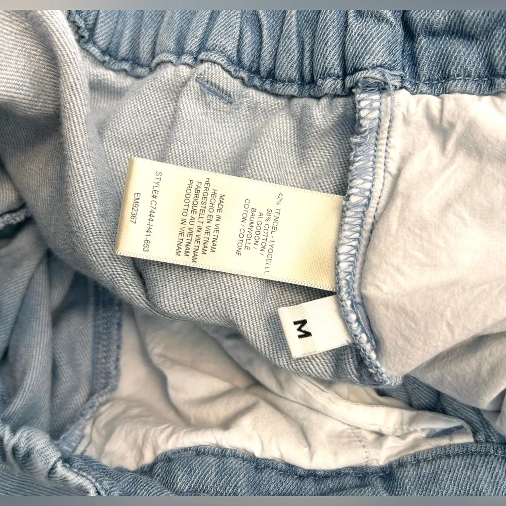 Anthropologie Cloth and Stone size Medium paperbag chambray wide leg pants jeans - Image 4