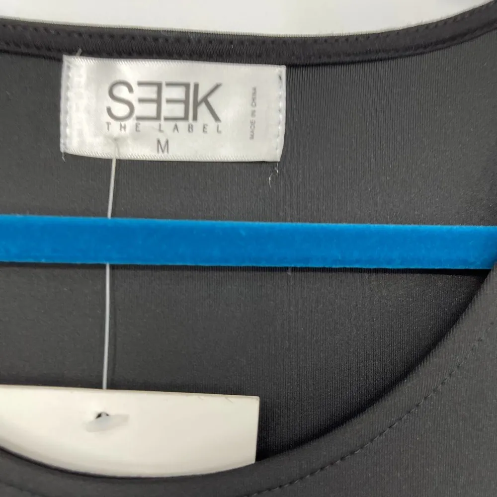 SEEK THE LABEL BLACK FIGURE FLATTERING FORM FITTING SLEEVELESS DRESS MEDIUM - Image 3