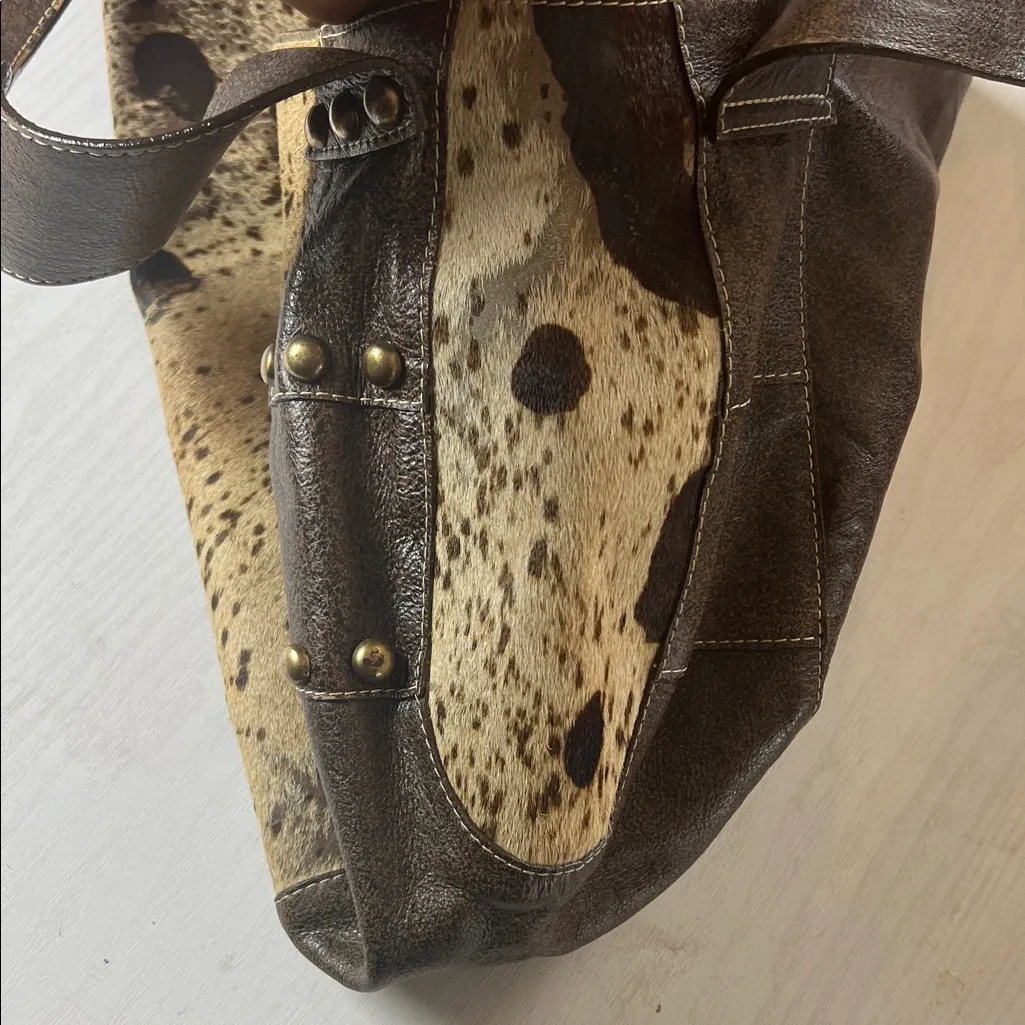 Wild Elegance Leopard Print Shoulder Bag Brown - Image 8