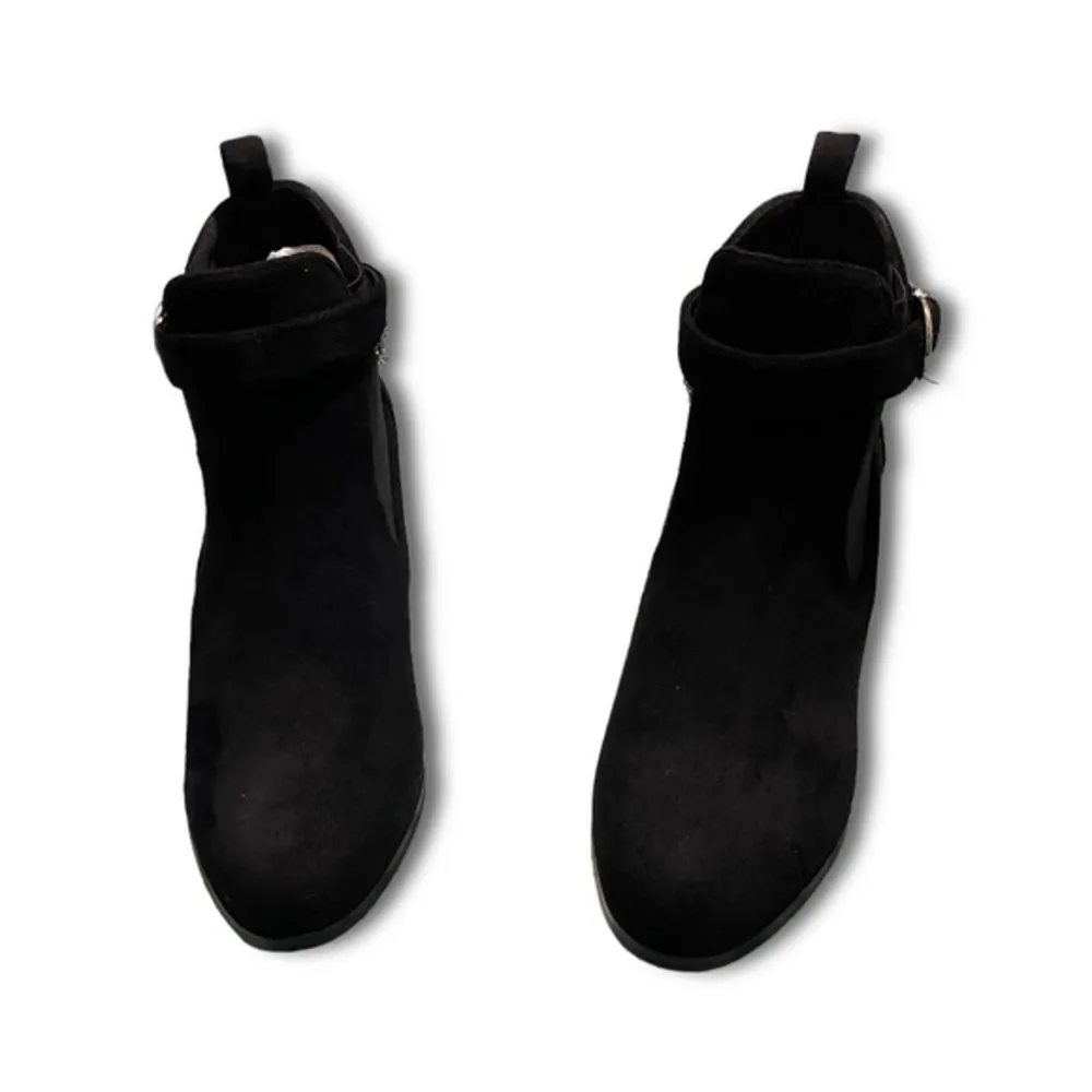 NWT NIB Chase & Chloe Chain Strap Chelsea Boot Black Faux Suede New size 10 - Image 15