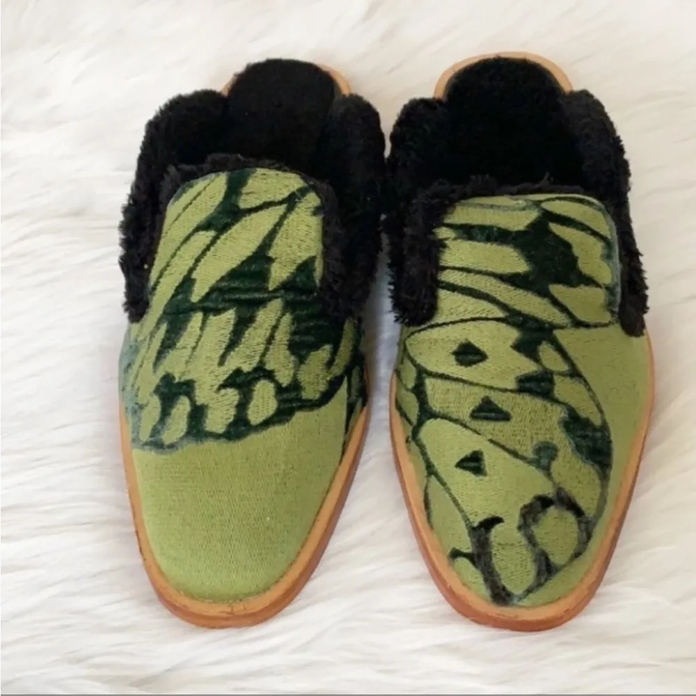 Free People Butterfly Effect Faux Fur Mule Size 37 Green Slip On Flat Loafer New - Image 9