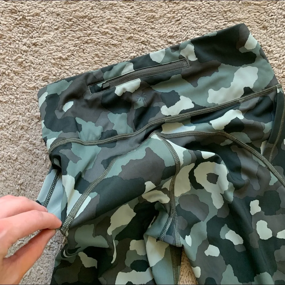 Athleta  lightning tights - Image 3