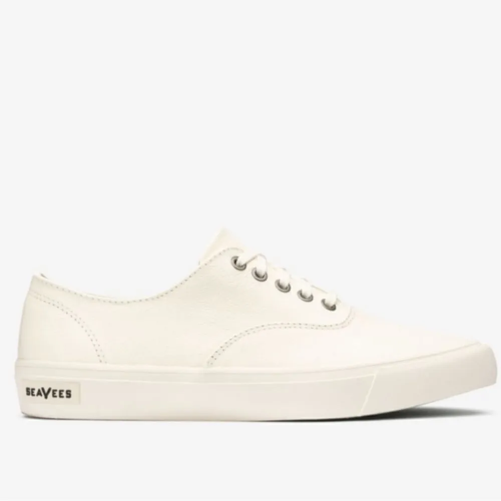 SeaVees Legend Sneaker/white tumbled leather/size‎ 7.  B61 - Image 2