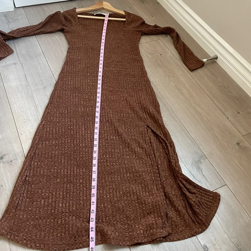 The Label Hi-Slit ribbed brown stretch knit Midi Dress - Image 7