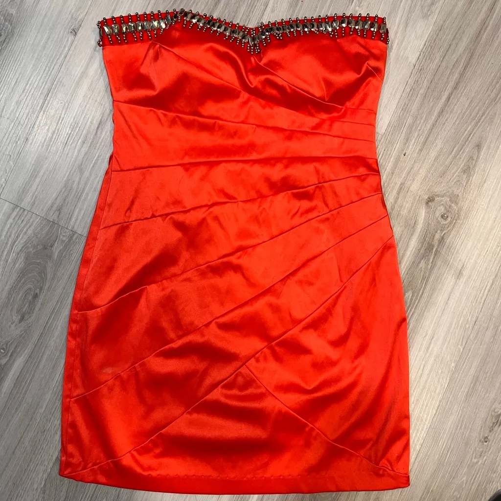 B. DARLIN‎ Elegant Red Strapless Dress - Image 2