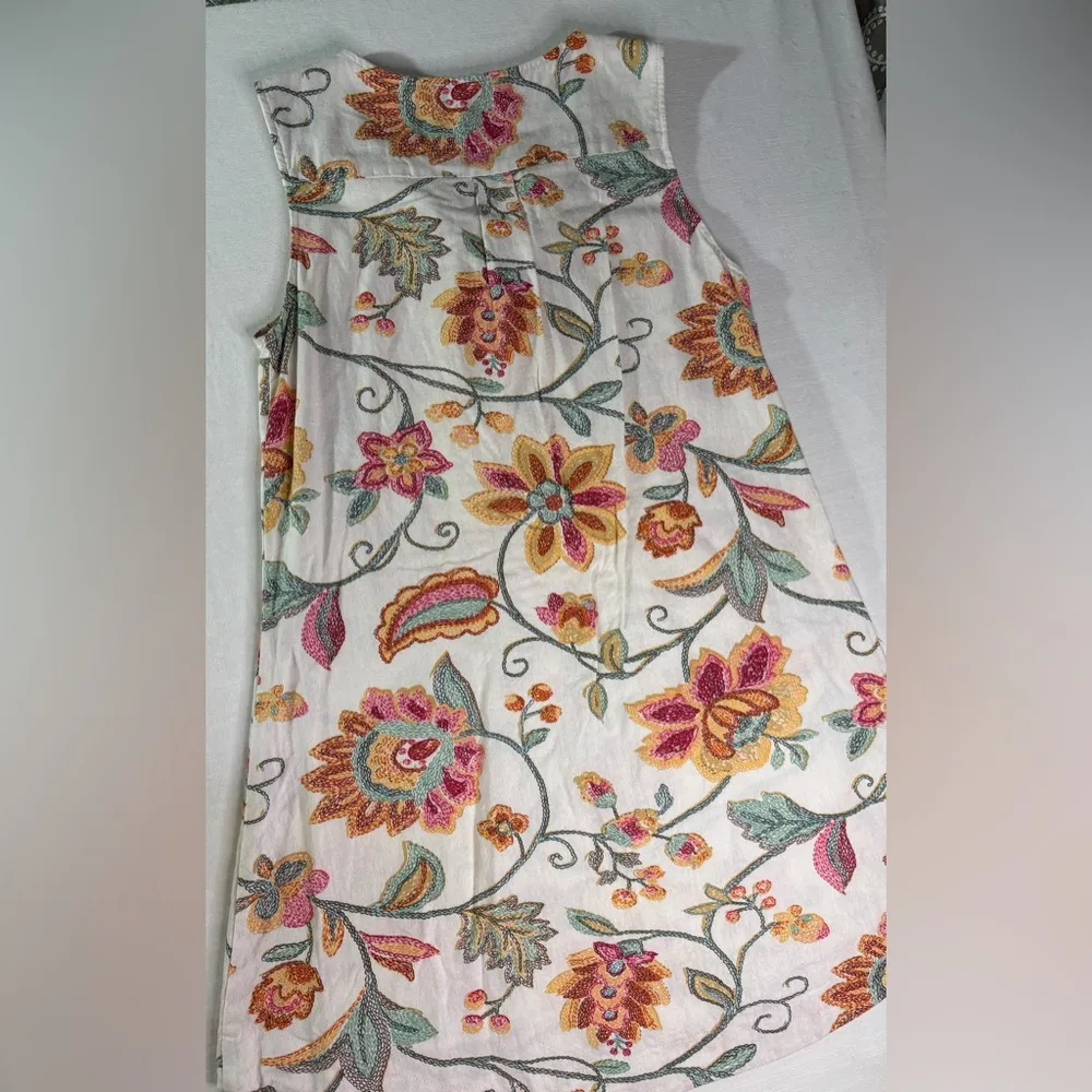 Blush Noir Wonens Floral Embroidered Sleeveless Dress    size m - Image 3