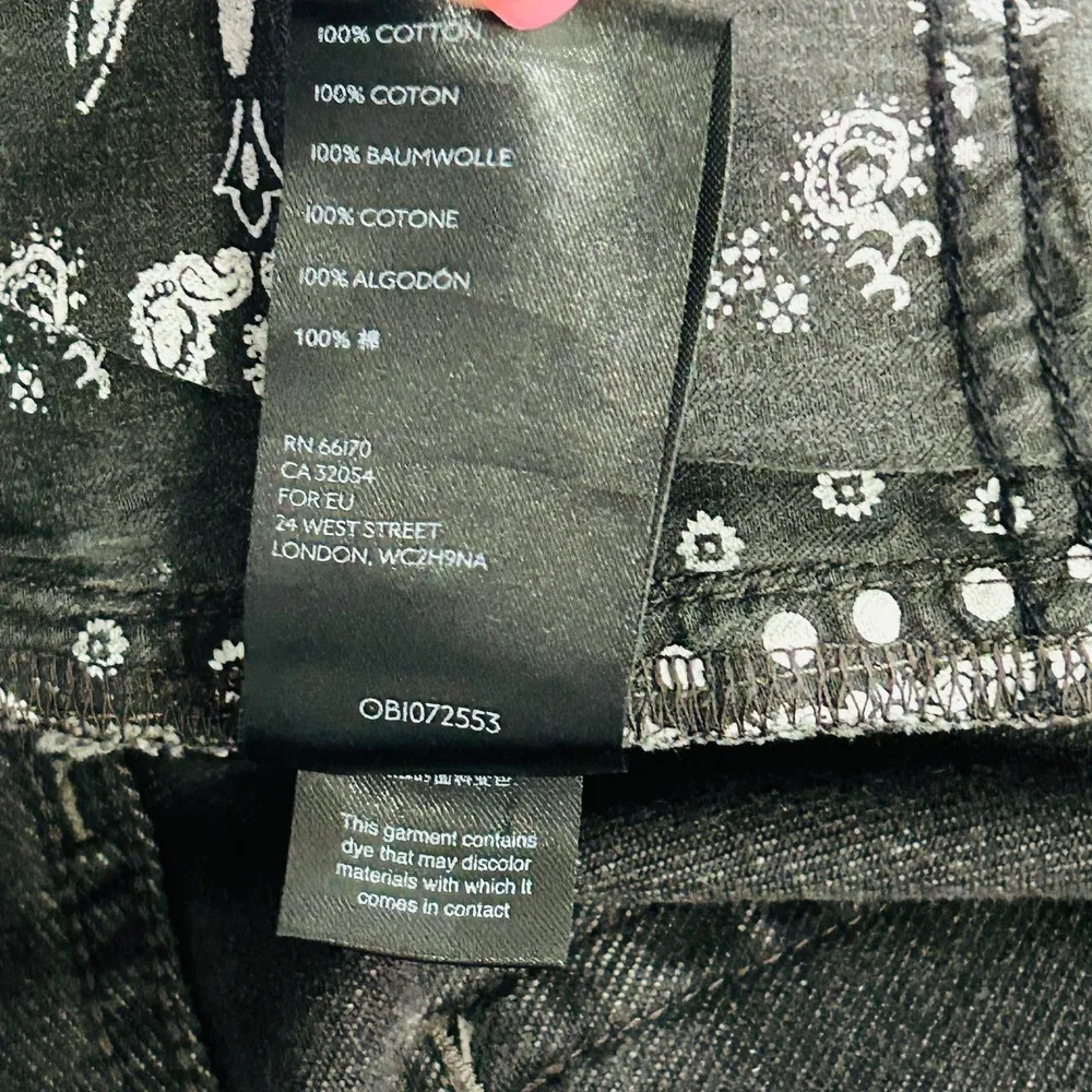 NEW Free People Romeo Rolled Cut Off Shorts Sz 31 Black Distressed Button Up - Image 9