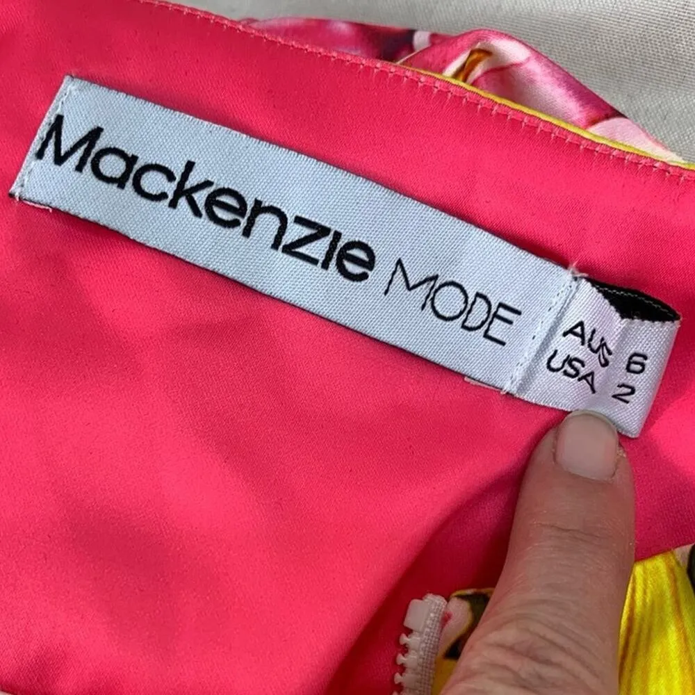 Mackenzie Mode | US 2 | Floral Sleeveless Mini Zip - Image 3
