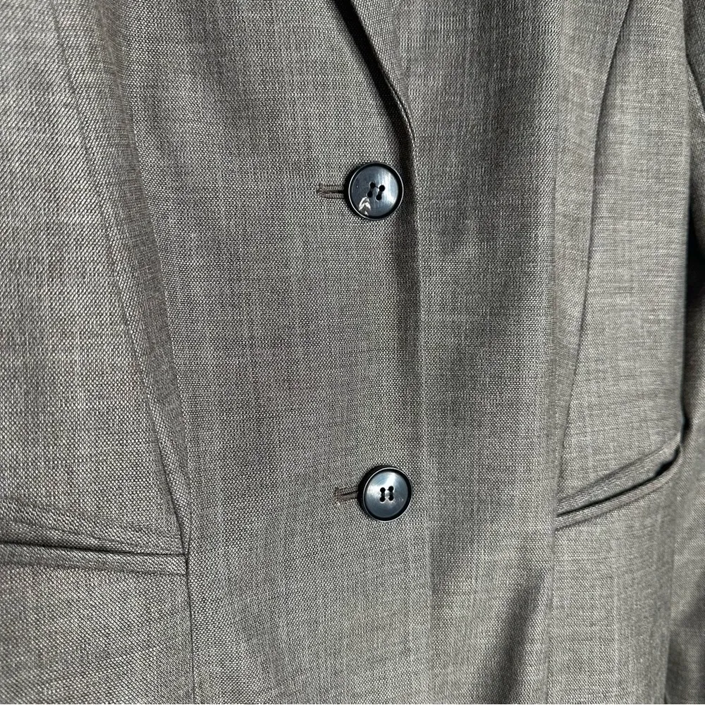 Lafayette 148 New York Wool Blend Two Button Blazer Size 4 - Image 3