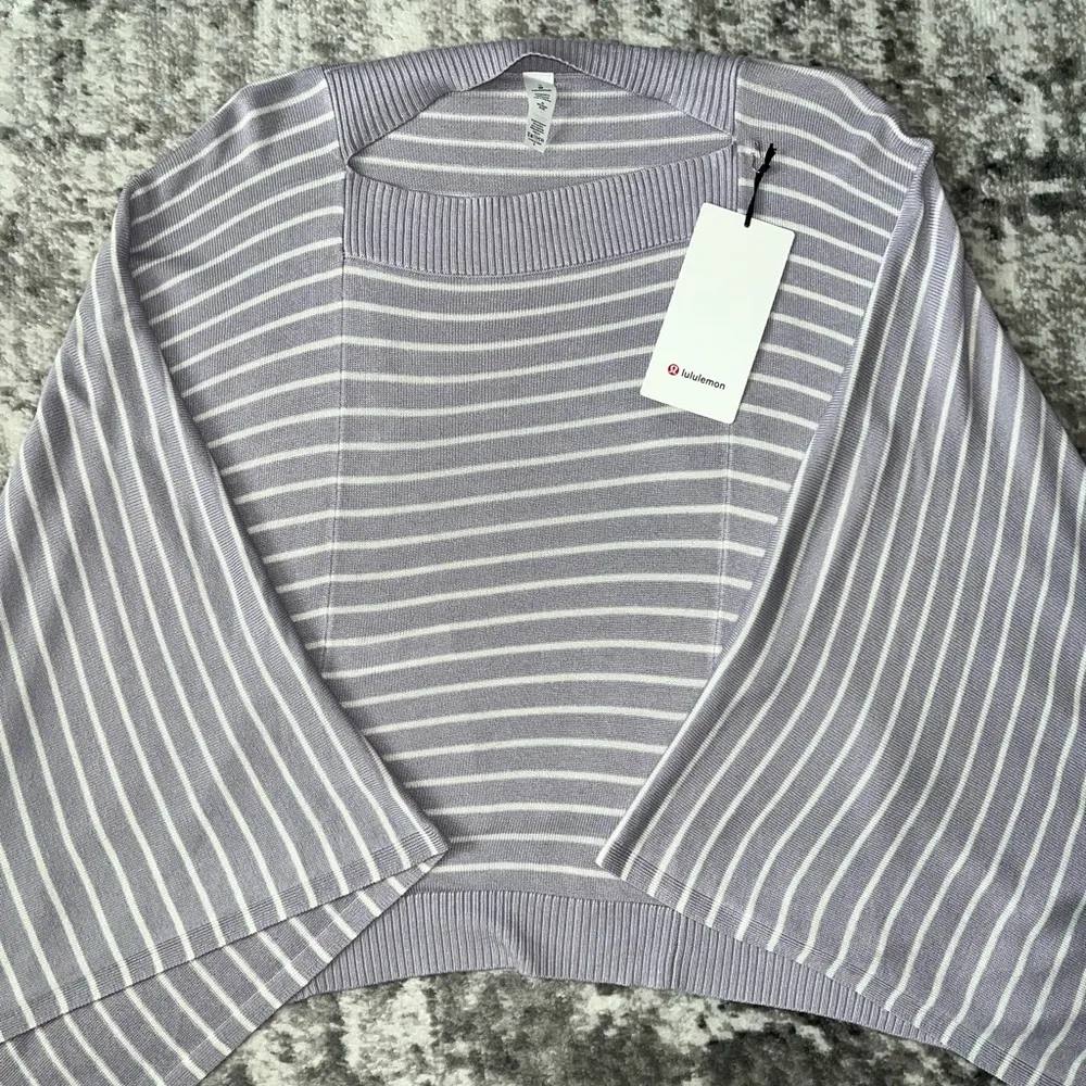 NEW Lululemon Forward Flow Poncho - Image 5