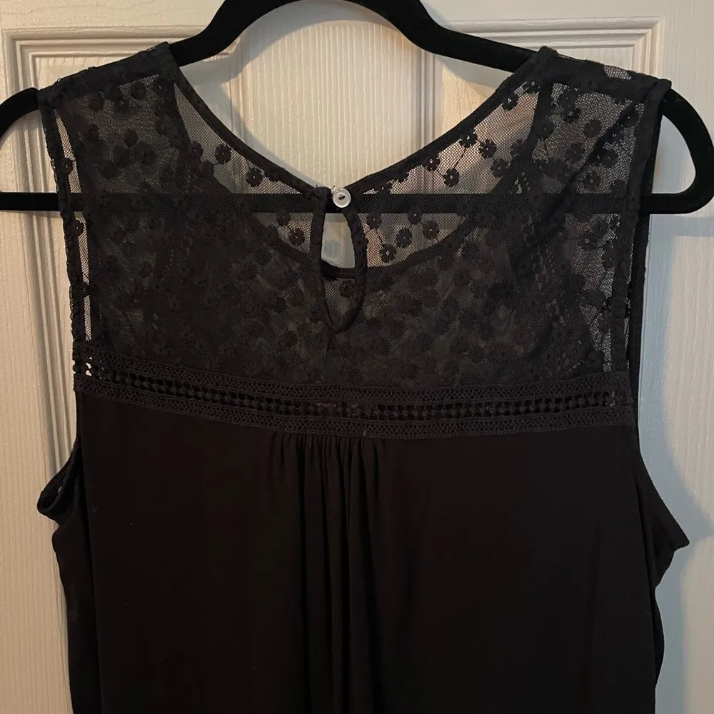 Loveappella Lace Trim Sleeveless Top - Image 6