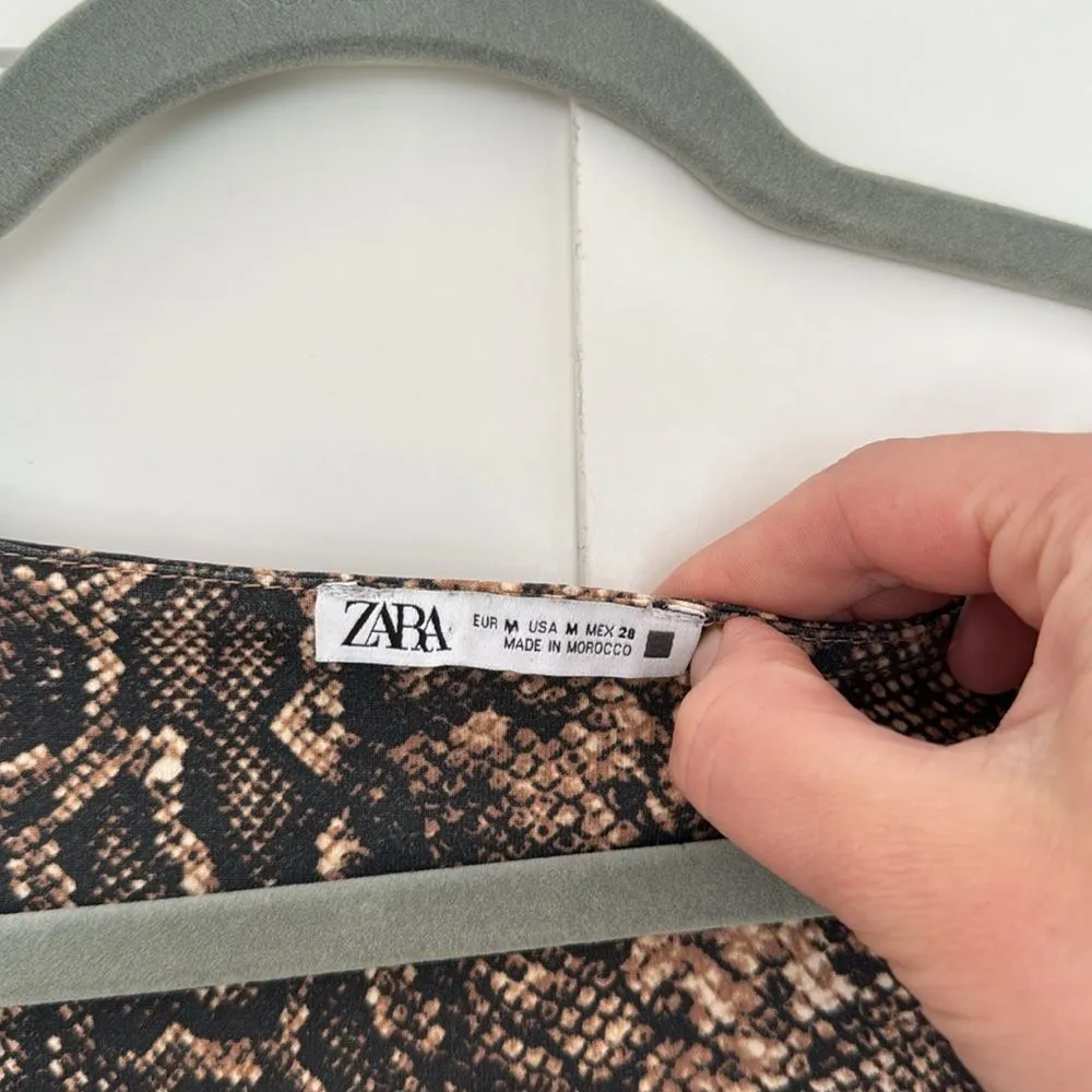 Snakeskin Print square neck Sleeveless Top Zara - Image 3