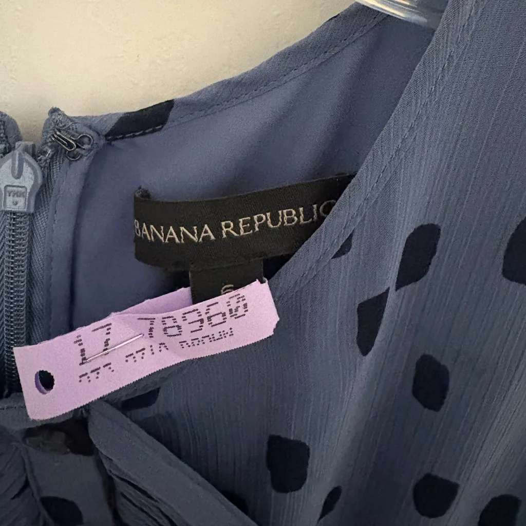 Banana Republic Polka Dotted Sleeveless Dress with Tiered Pleated Skirt - Image 5