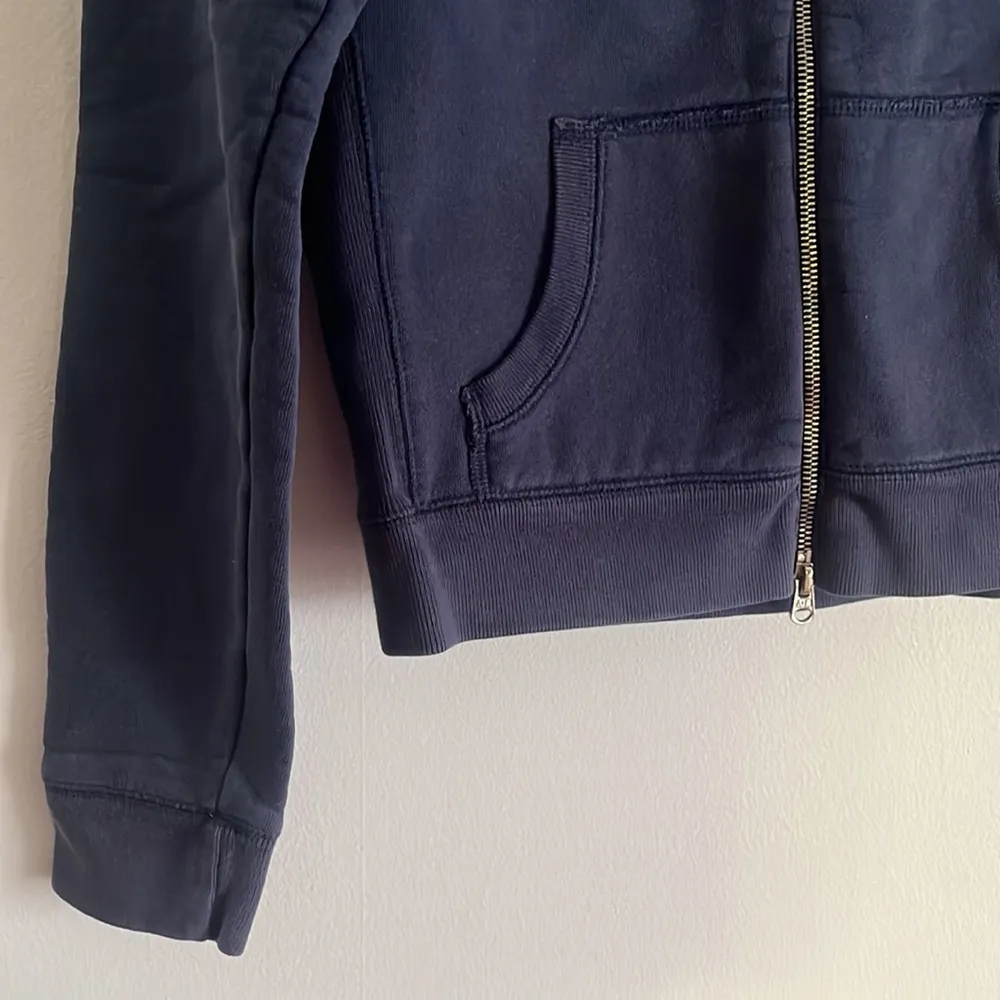 Abercrombie and Fitch navy blue hoodie - Image 3