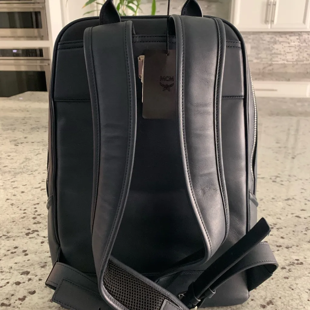 Authentic MCM Duke Nappa Leather Navy Backpack‎ NWT - Image 2