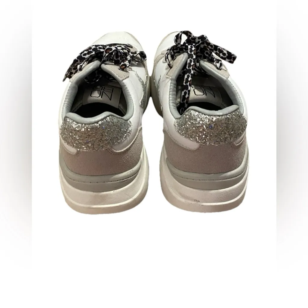 Womens Star Sneakers/Tennis Shoes With Leopard Laces Size 7 White - Image 2