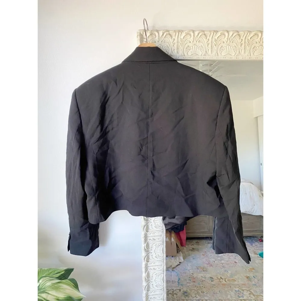 Zara Limited Edition Oversized Cropped Blazer - Image 10