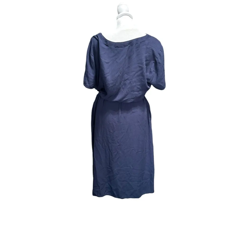 Amazon Essentials women's size large modest blue button down dress with belt - Image 3
