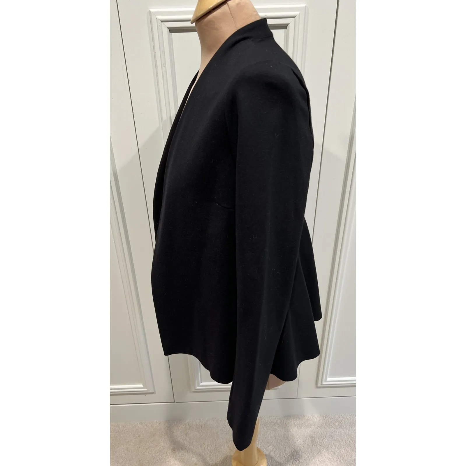 Three Dots Open-Front Peplum-Back Black Blazer Size Medium Minimalist Capsule - Image 5