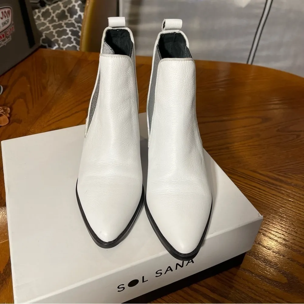 Sol SANA Women's Dials Boot in White/Silver Size 7.5/38 - NOT_NWT - Image 5
