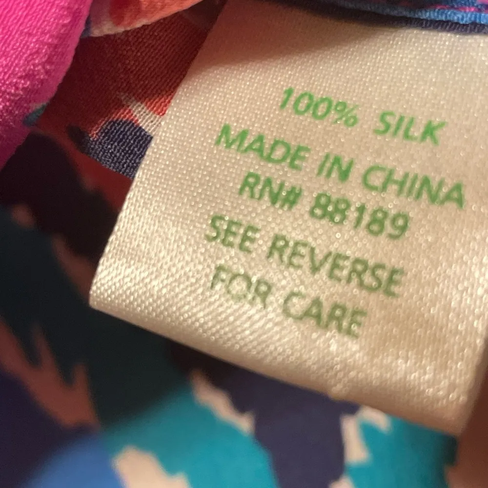 Lilly Pulitzer silk blouse size large - Image 2