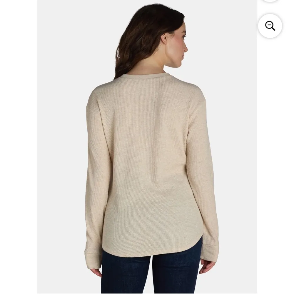 Time and Tru Women’s Essential Thermal T-Shirt with Long Sleeves - Image 3