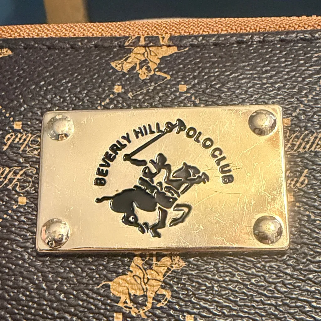 NWT Beverly Hills Polo Club Monogramed Wallet/Wristlet/Crossbody - Image 6