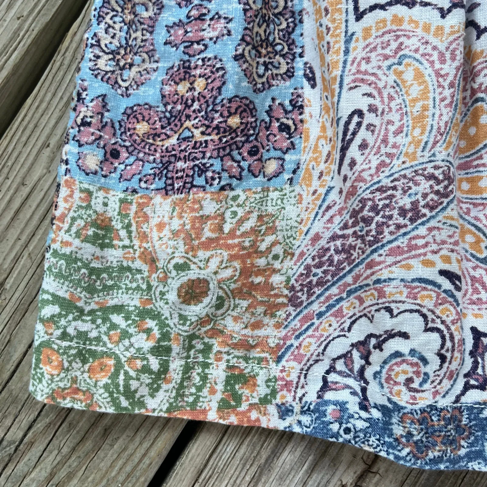 Rachel Zoe Women's 100% Linen Colorful Belted Shorts Size S - Image 4