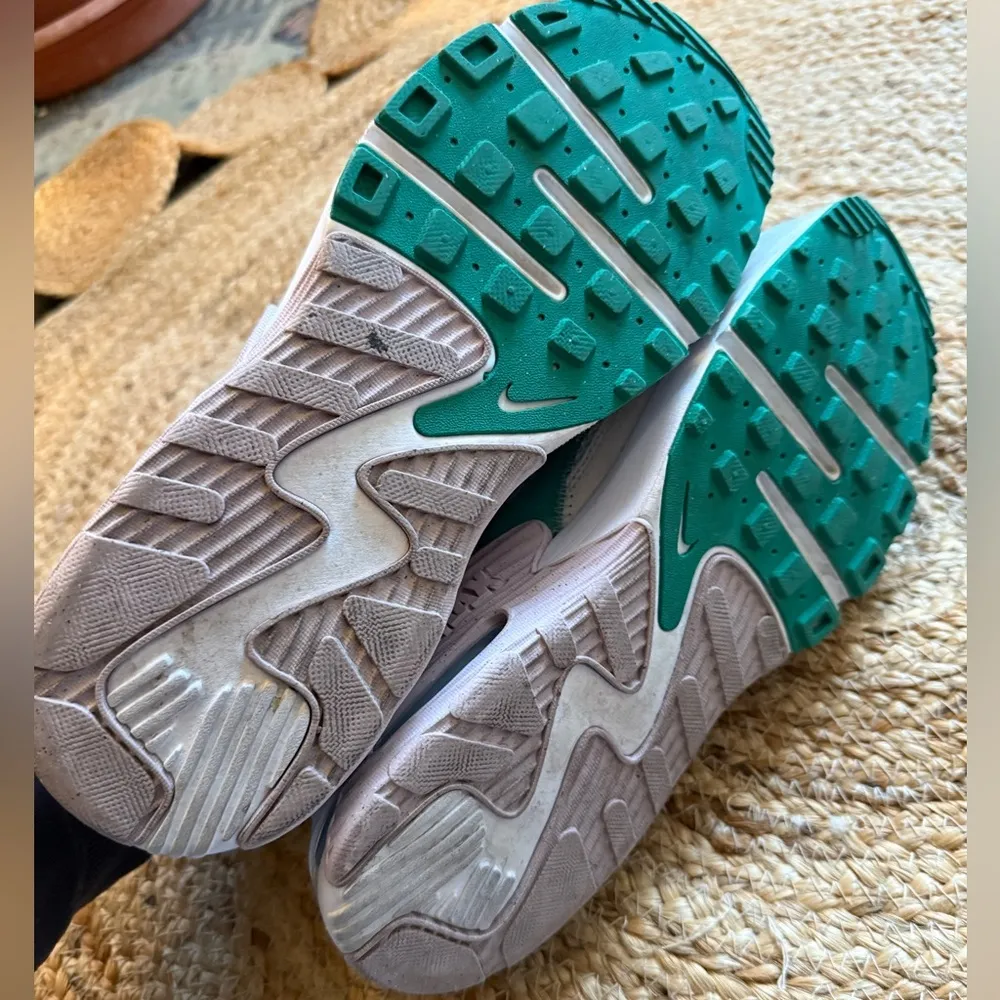 Nike Air Max Excee Women's Size 9.5 Shoes Pure Platinum Doll Pink Green - Image 9