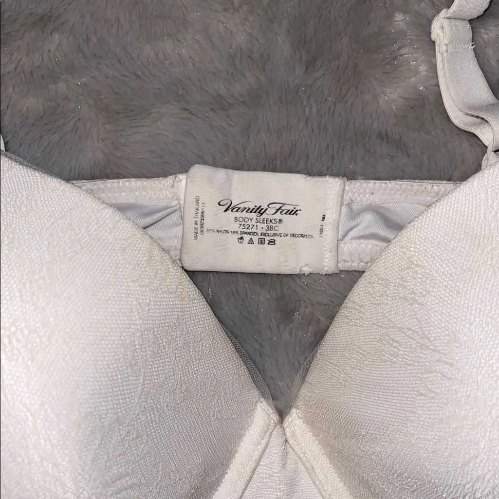 Vanity Fair Body Sleeks Contour Bra White Size 38C - Image 2