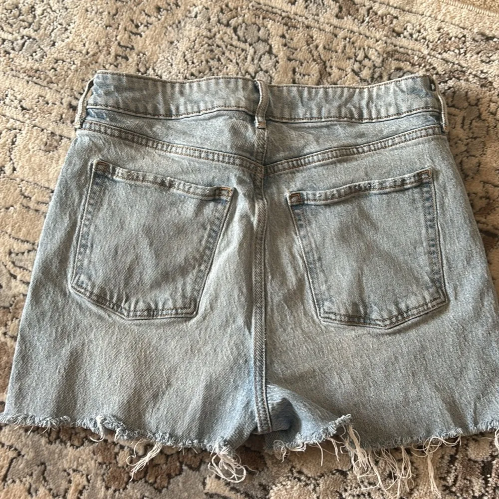 Old navy high-rise denim jean shorts - Image 3