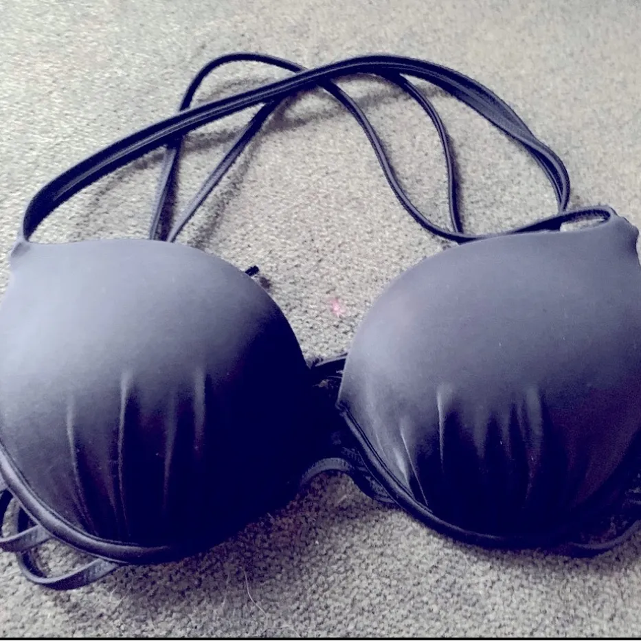 Shade & Shore Black Strappy Bikini Top - Image 3