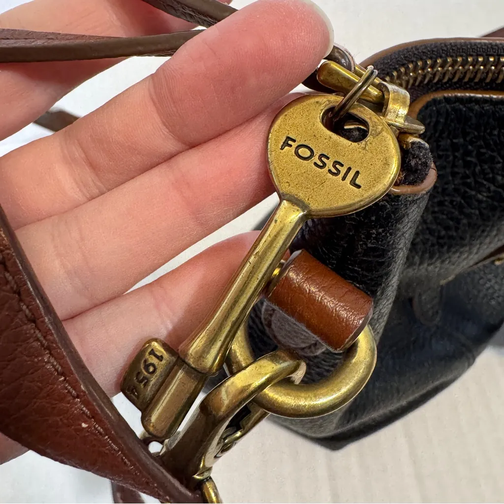 Fossil Black Brown Leather Hobo Shoulder Bag Handbag Purse Vintage Classic - Image 6