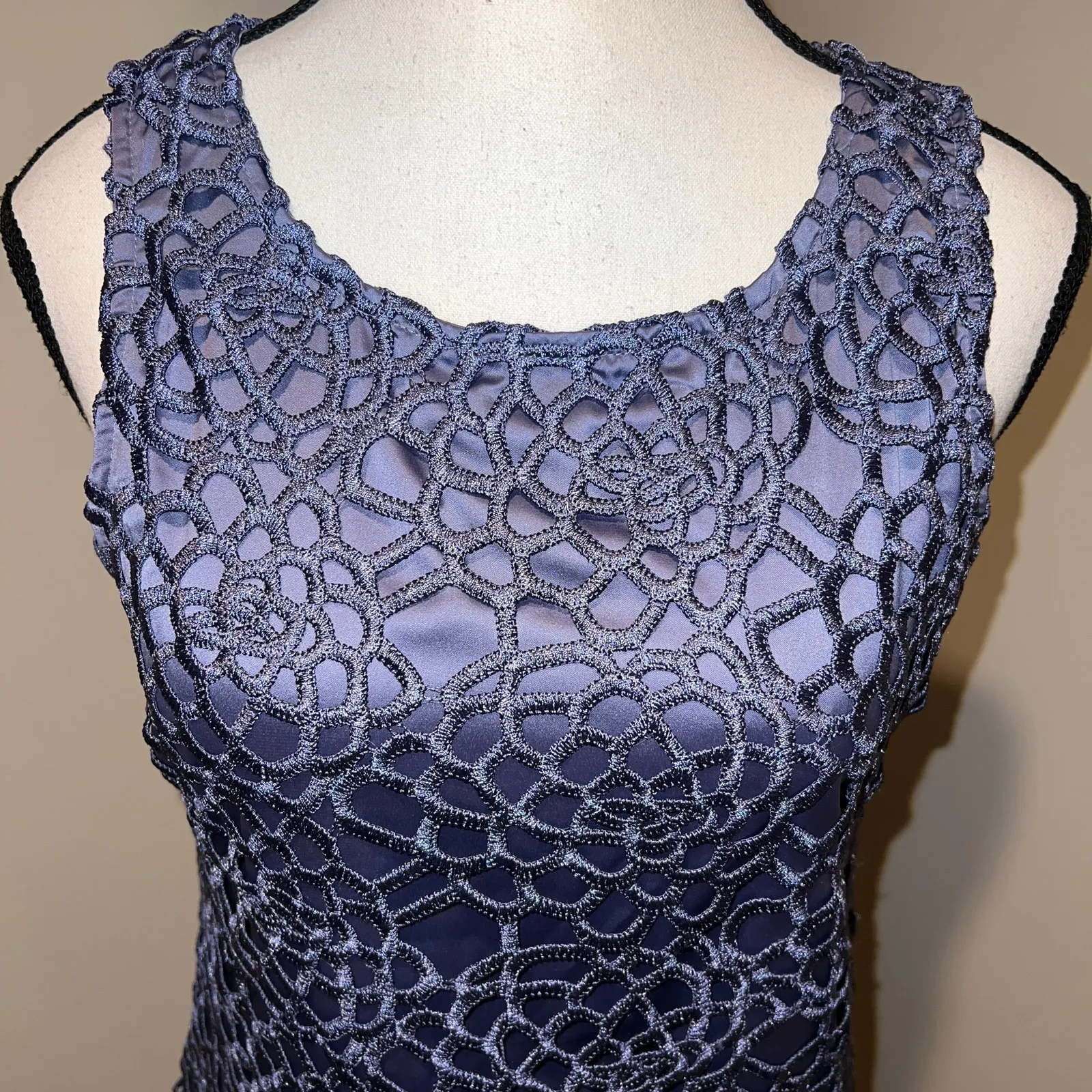 Banana Republic Crochet Overlay Sleeveless Sheath Dress West Palm Blue Size 4 - Image 3