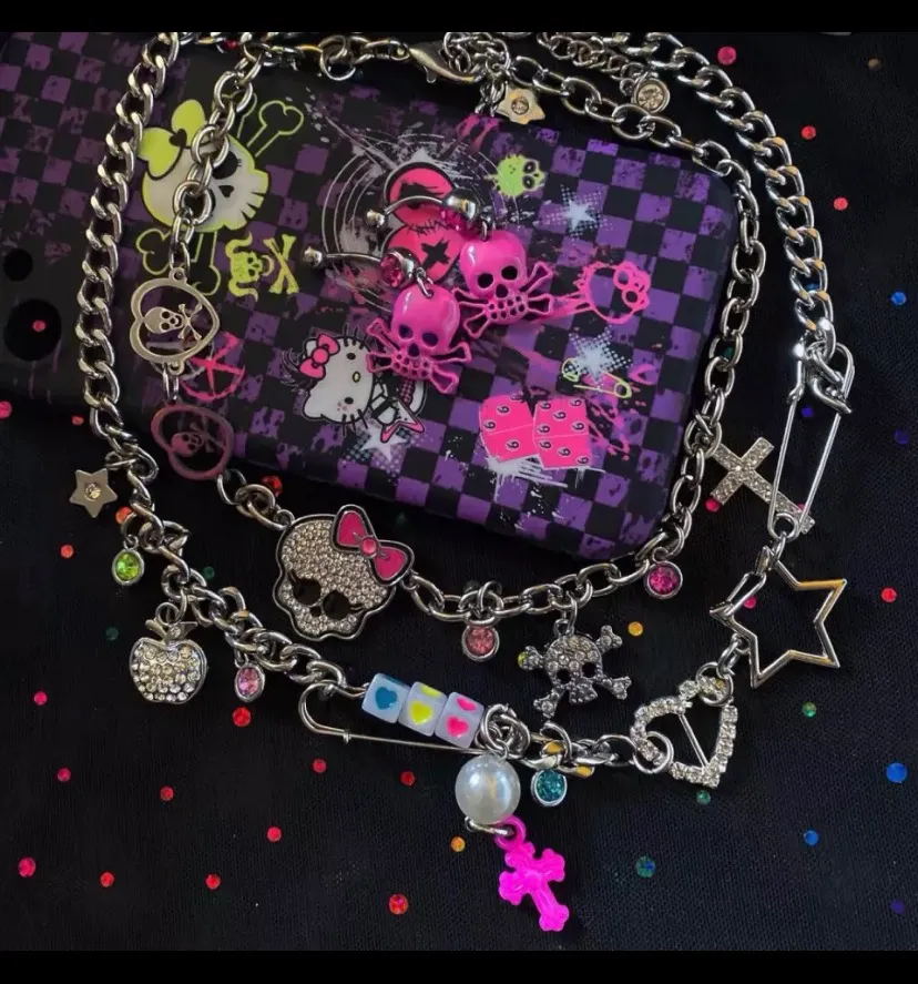 Monster High Necklace - Image 3