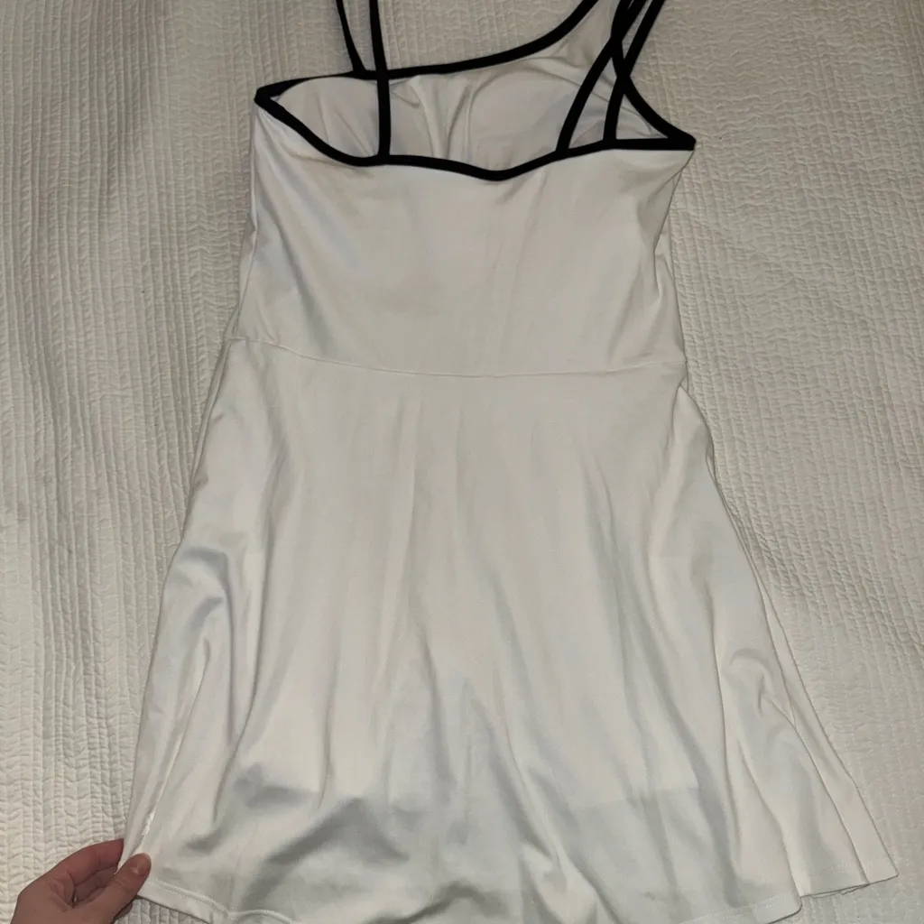 Athletic White Dress with Black Trim - Image 2