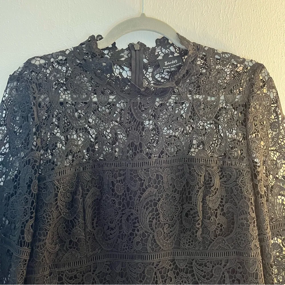 Bardot Dress Black Lace Mock Neck Mini Dress w/ Bell Sleeves Sz US 8 or M EUC - Image 4
