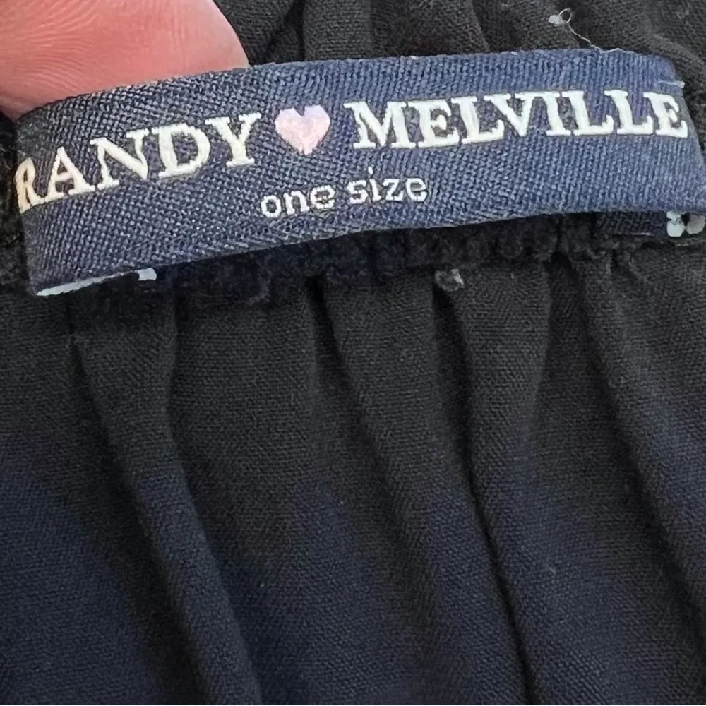 Brandy Melville Womens‎ Solid Black Off The Shoulder Or On - Image 2