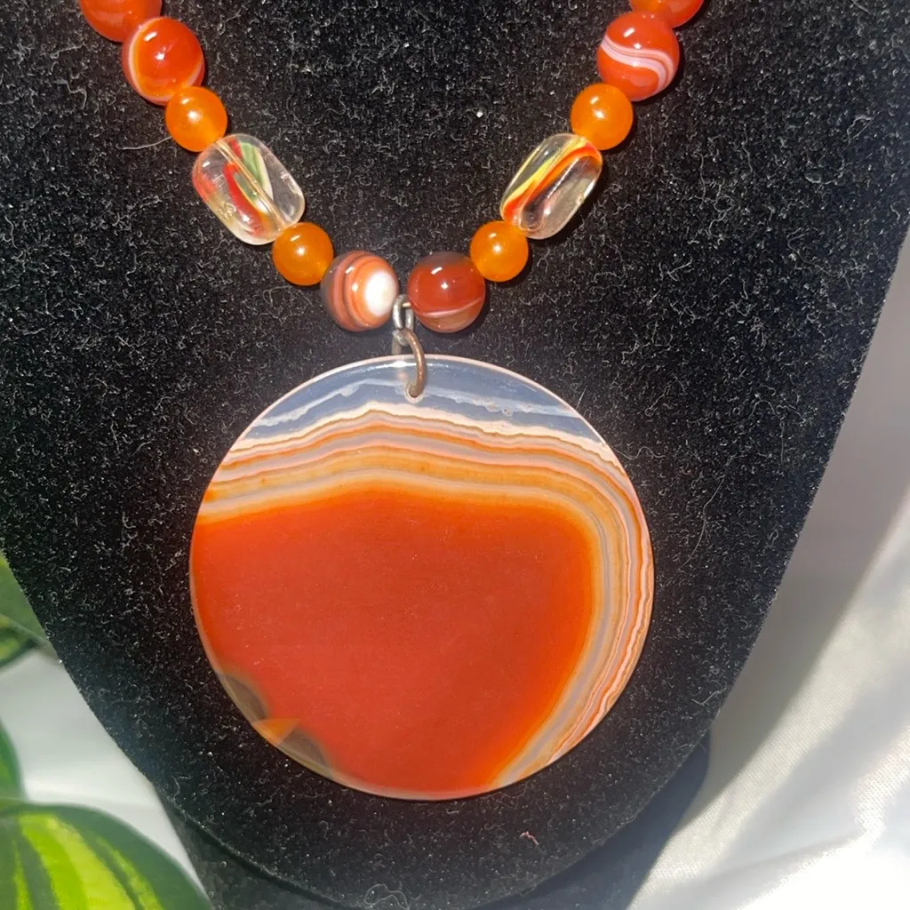 Handmade Agate Pendant Necklace – Warm Orange Beads with Clear Accents – - Image 2