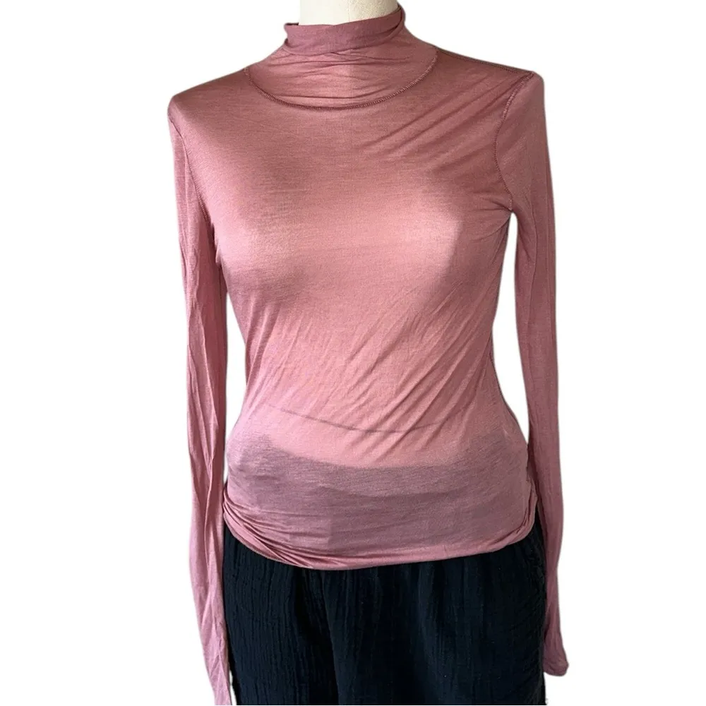 NEW Free People X Intimately FP On Air Turtleneck Top Mauve Pink - Image 6