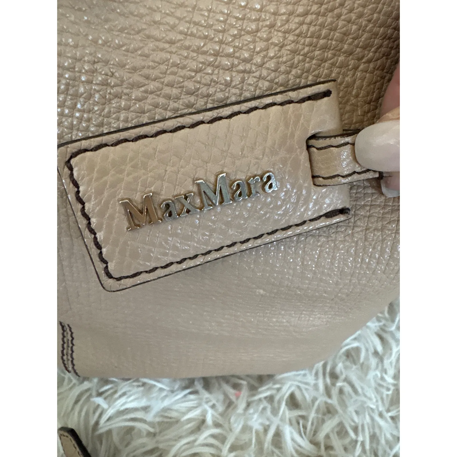 Max Mara Leather Bucket Bag Drawstring Tan Shoulder Crossbody Adjustable Strap - Image 2