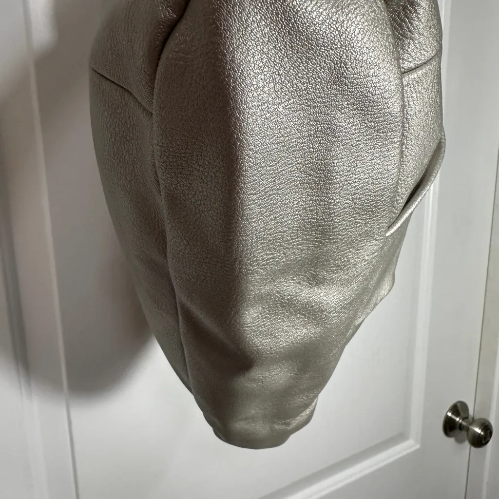 Nicole by Nicole Miller Metallic Silver Shoulder Bag EUC - Image 5