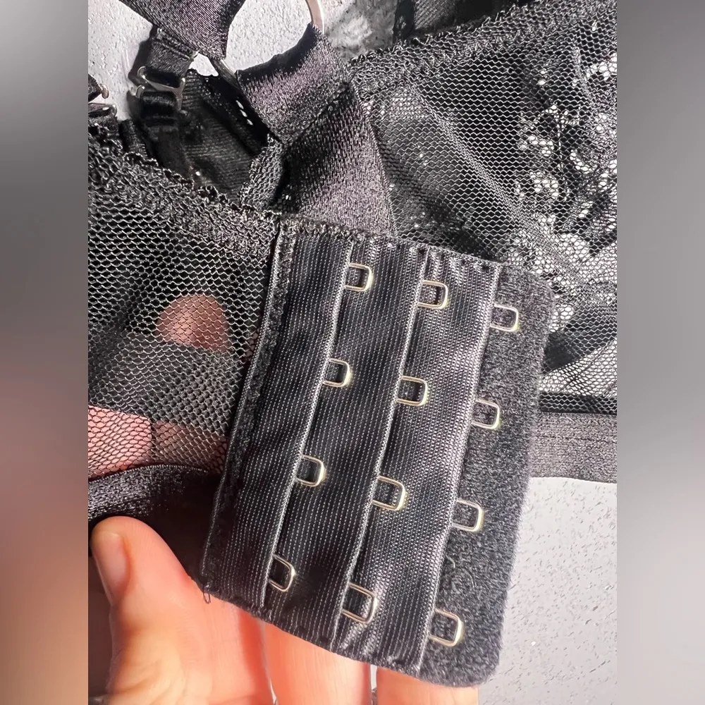 Lonely Lulu Underwire Bra Black. Size 38 D Black - Image 4