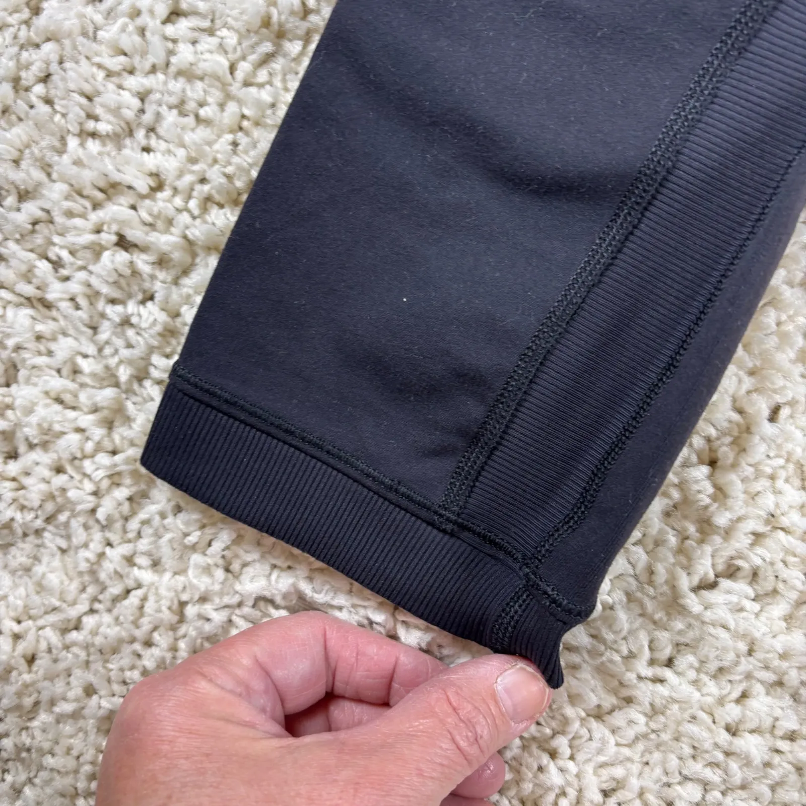 Lululemon Black Align High Rise Crop Leggings Women's Size 6 Athleisure - Image 2