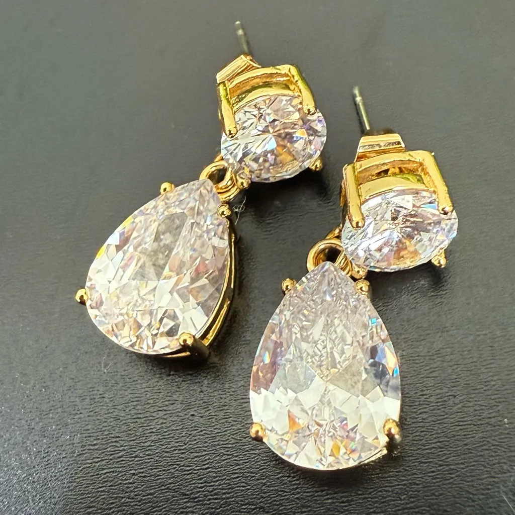 Stunning Clear CZ Cubic Zirconia Round/Pear Teardrop Gold - Image 6